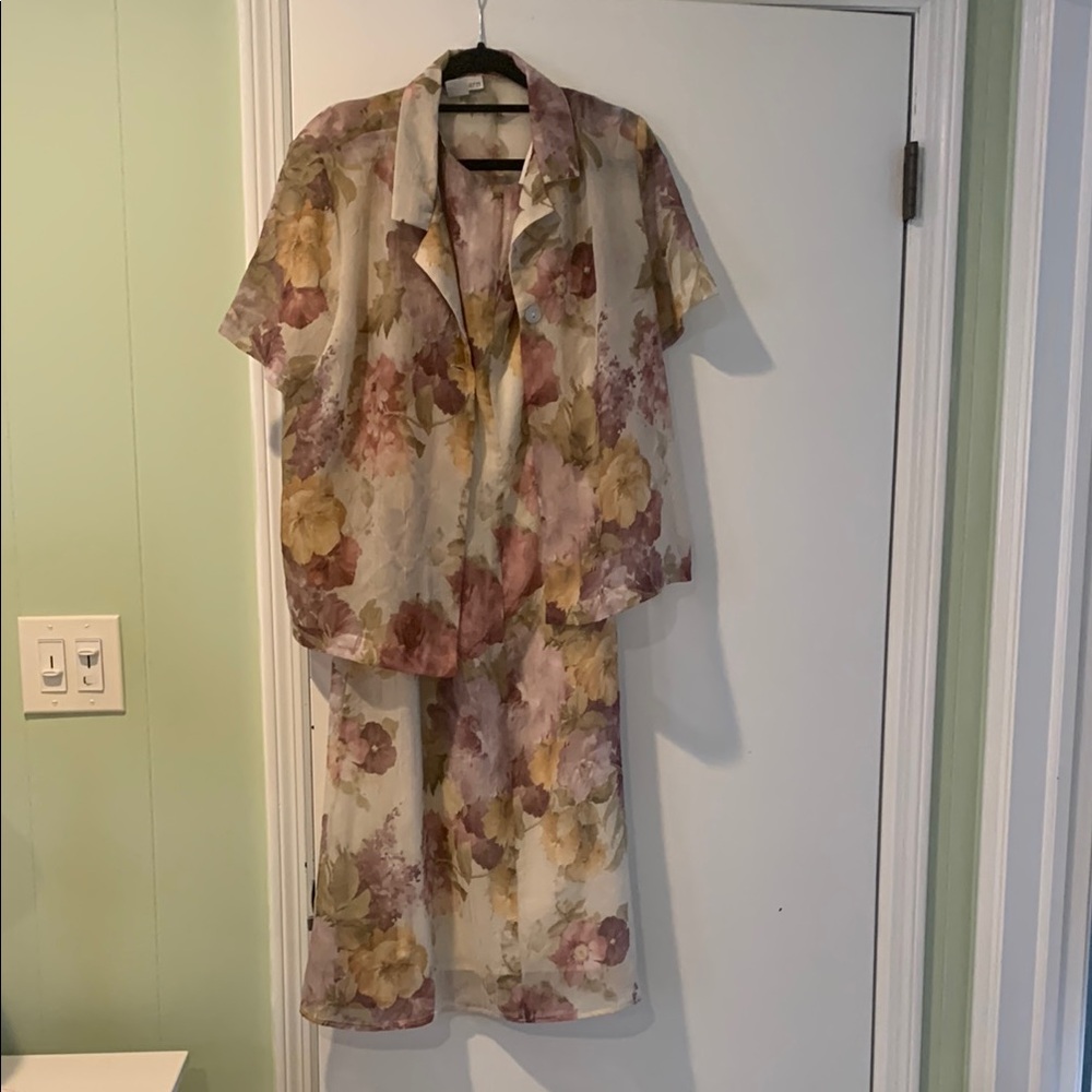 Dress Barn Floral Dress Set
